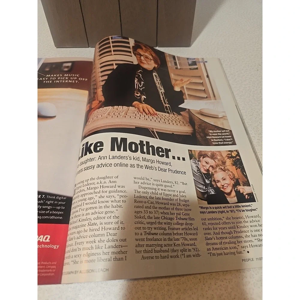 NOVEMBER 27 2000 PEOPLE magazine‎ - KATIE COURIC, Cher